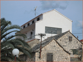 NEAR TO THE SEA buy a beautiful old center house in the centre of Rogoznica