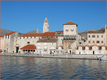 LIVE HISTORY... buy a fascinating and unique stone house in the centre of Trogir